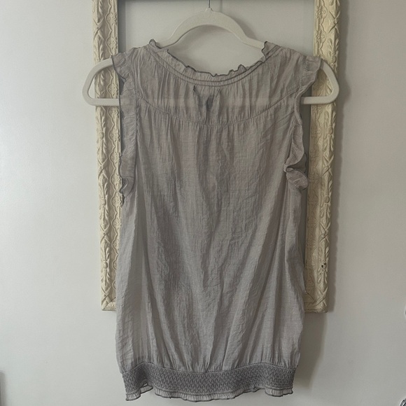 SIMPLY IRRESISTIBLE | Light Gray Blouse with Lace - Picture 11 of 14